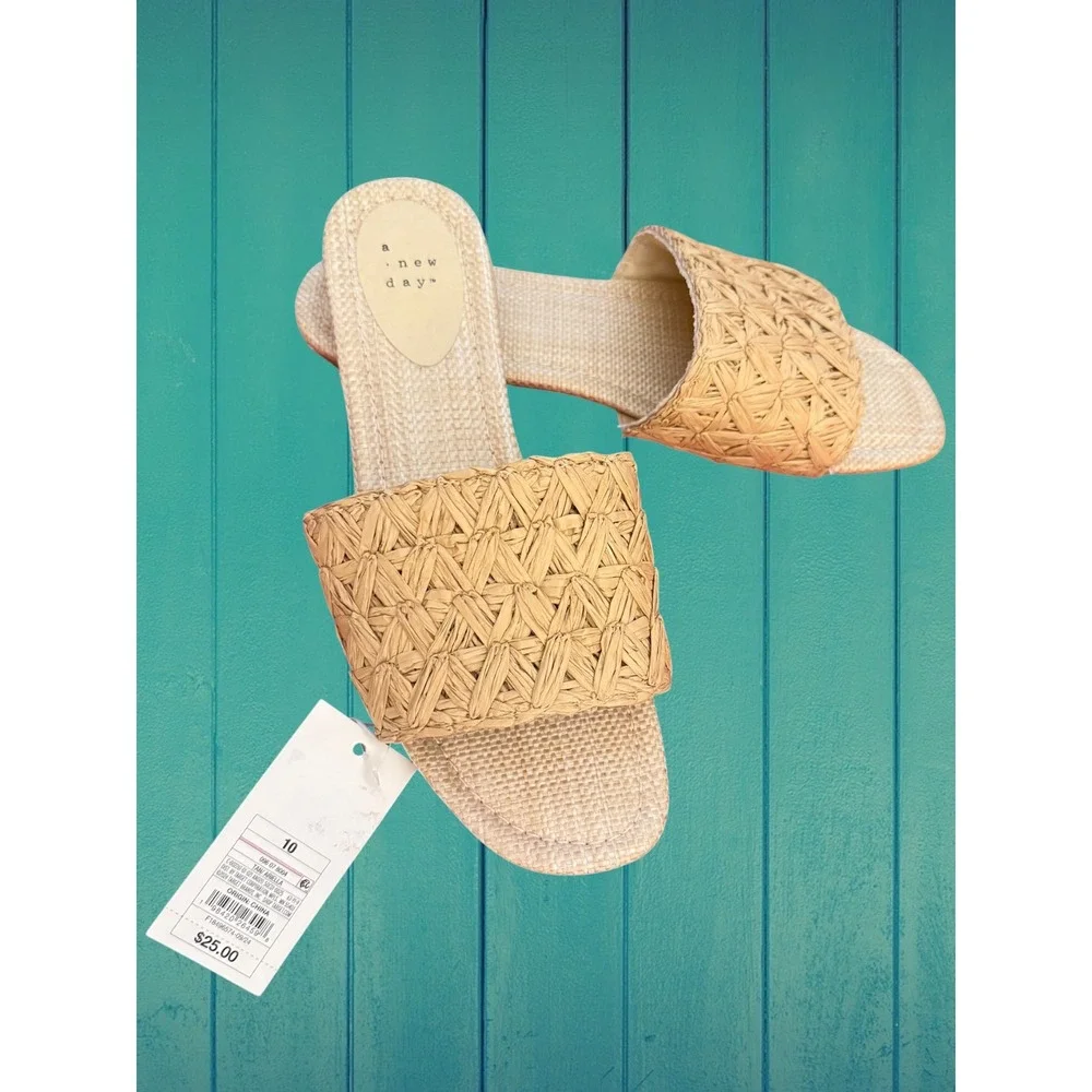 A New Day Tan Arabella Woven Slide Sandals Womens 10 Straw Raffia Flat Slides